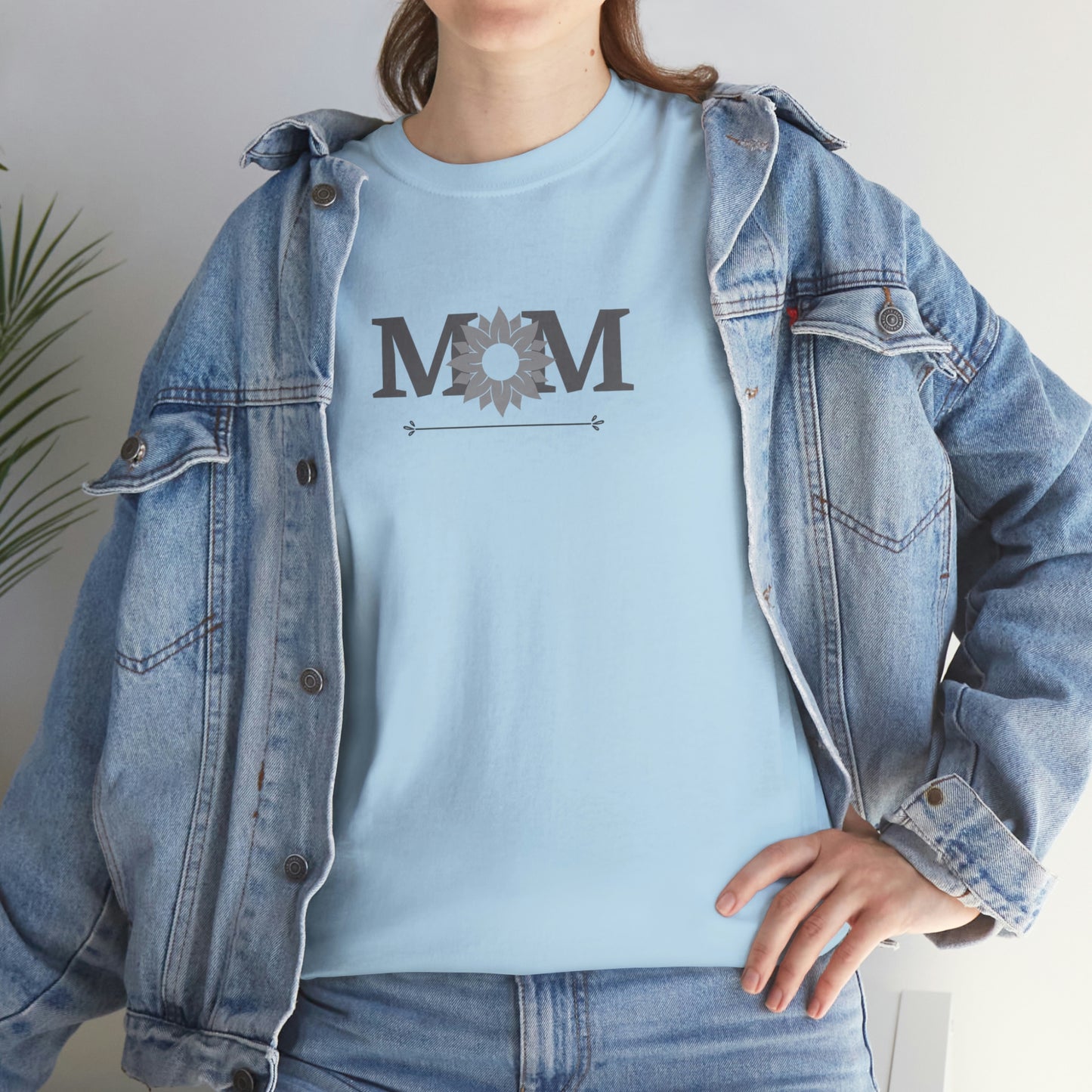 "Mom" Unisex Heavy Cotton Tee