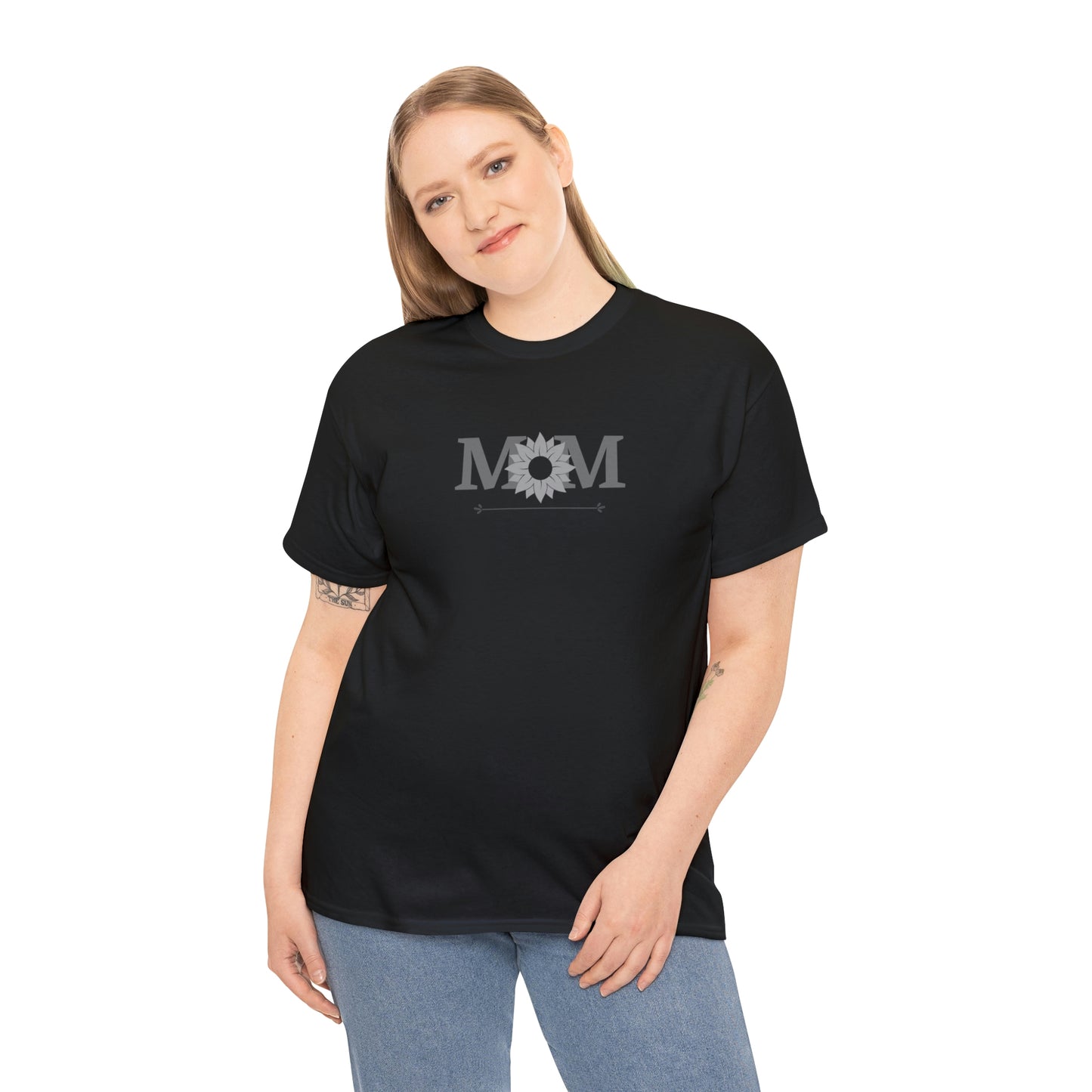 "Mom" Unisex Heavy Cotton Tee