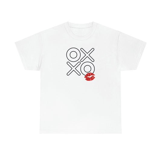 "XOXO Kiss" Unisex Heavy Cotton Tee