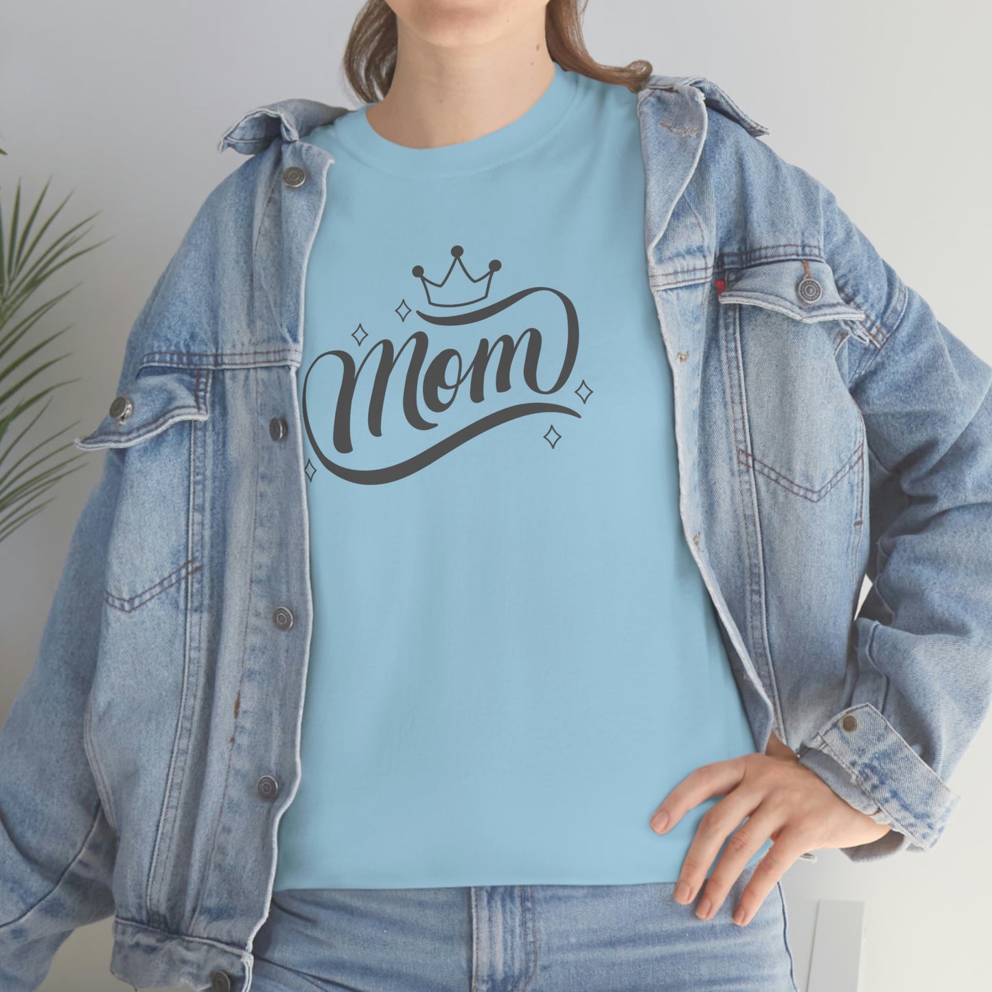"Mom" Unisex Heavy Cotton Tee