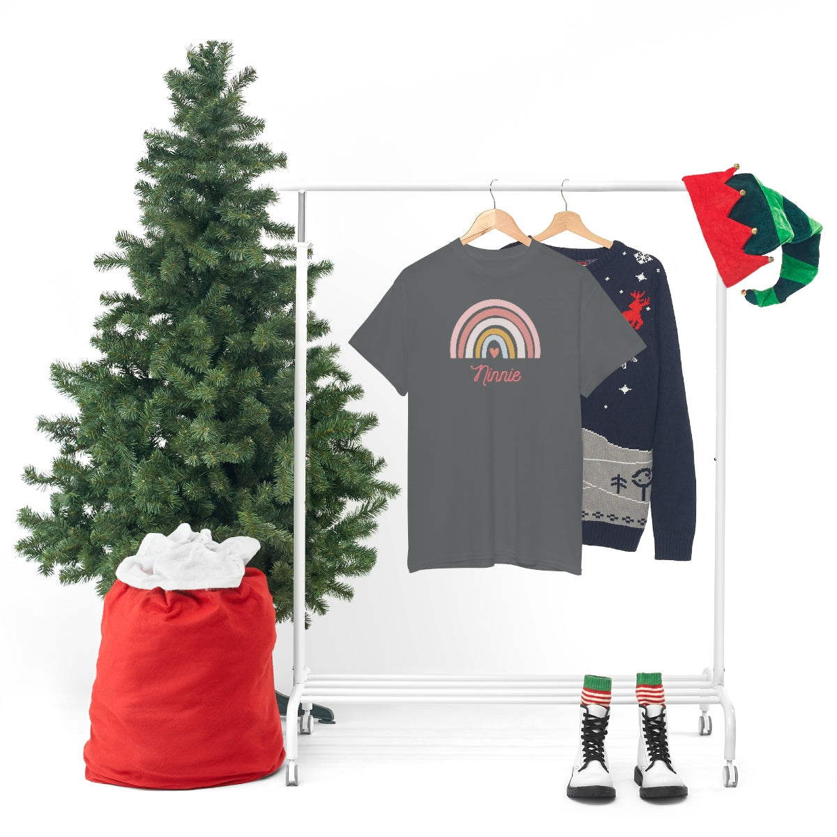 "Ninnie" Unisex Heavy Cotton Tee