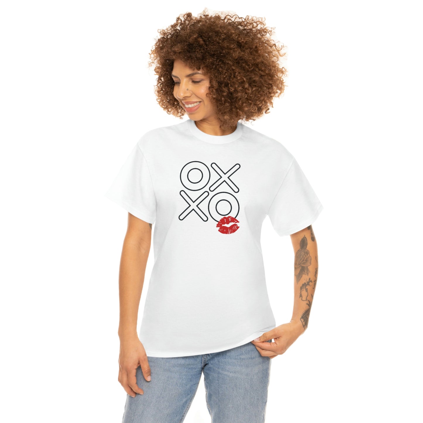 "XOXO Kiss" Unisex Heavy Cotton Tee