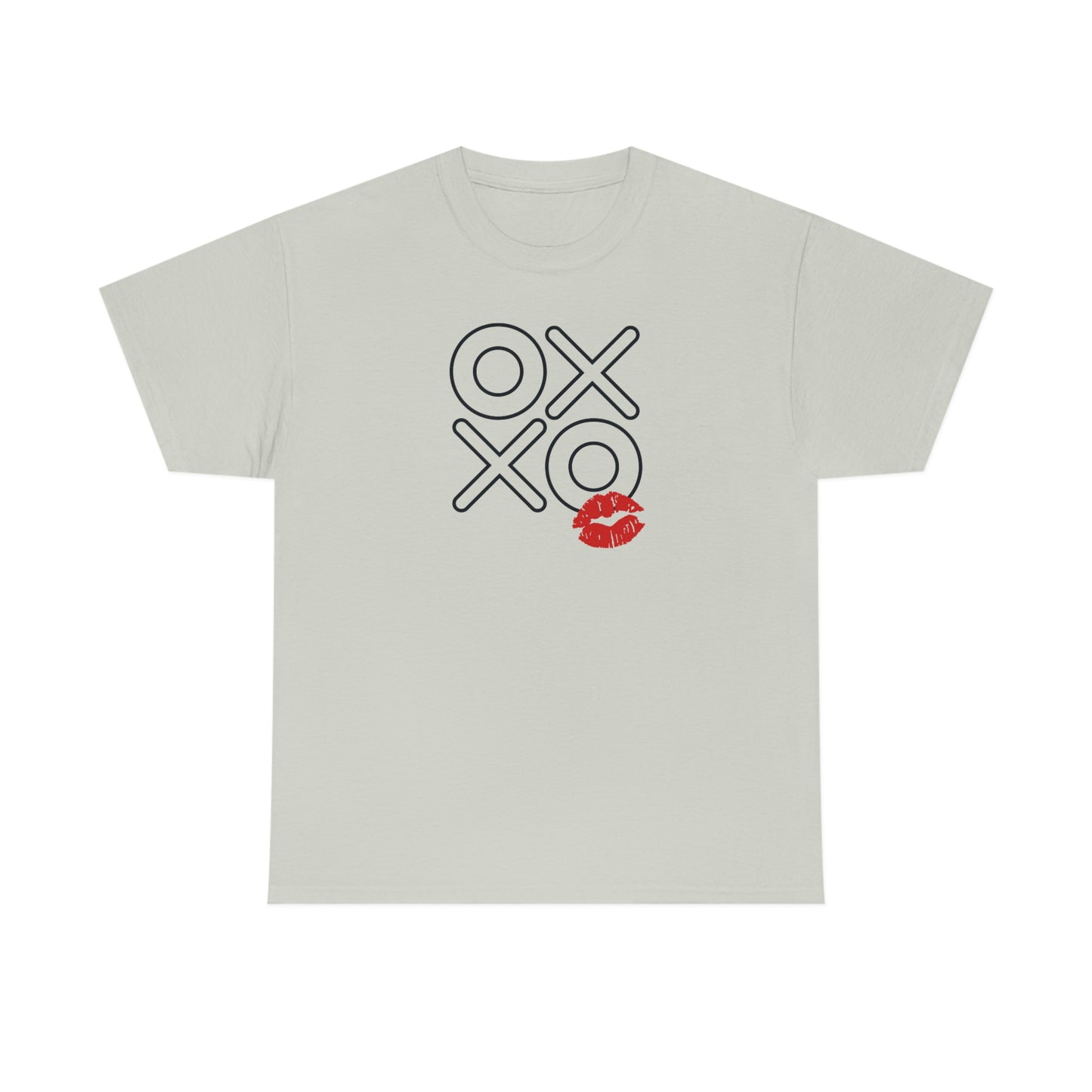 "XOXO Kiss" Unisex Heavy Cotton Tee